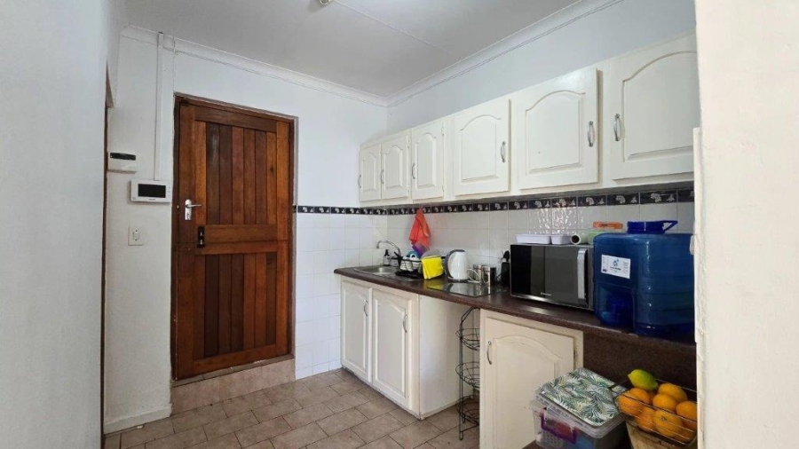 5 Bedroom Property for Sale in Beacon Bay North Eastern Cape